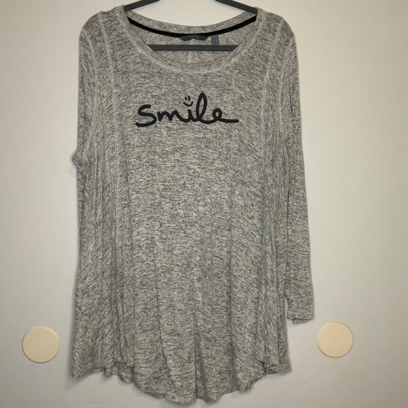 Gray long sleeve - Picture 1 of 2